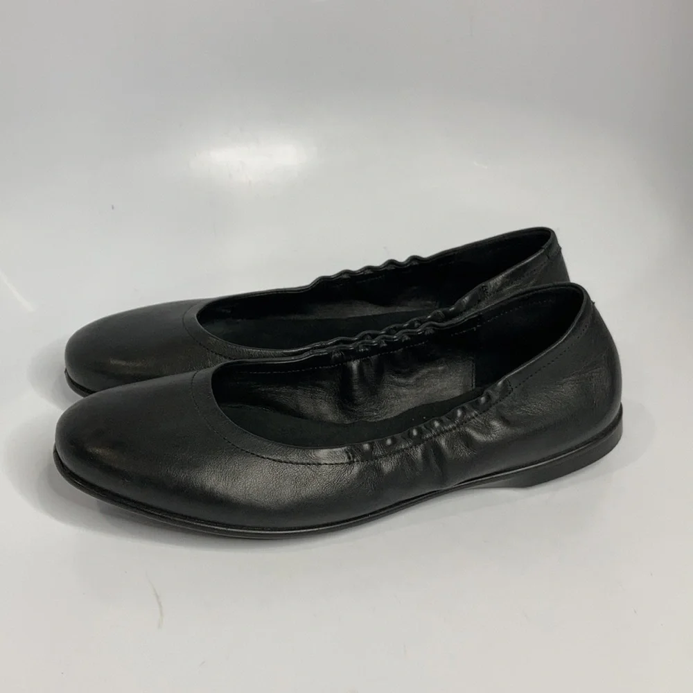 ECCO black‎ leather ballet flats size 40